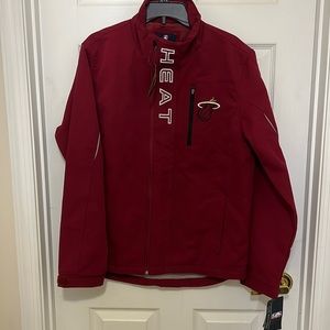 Miami Heat NWT zip up jacket in size Medium
